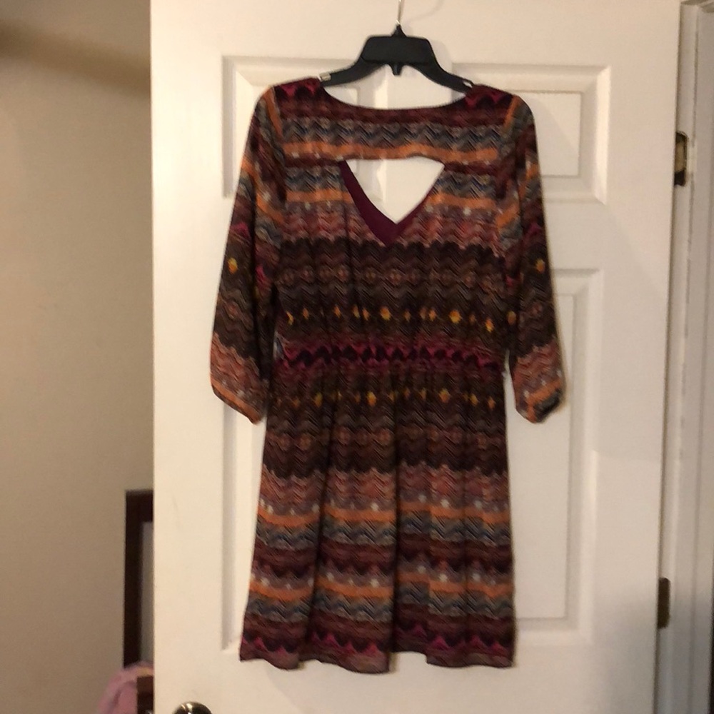 Women’s tribal design dress. Size Large. New.